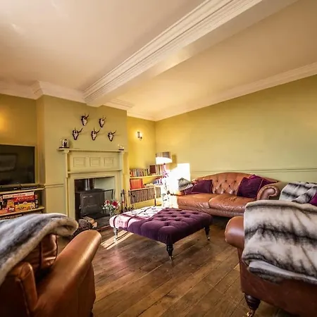 Georgian Country House -Panoramic Views -Sleeps 12 Ruthin Exterior photo