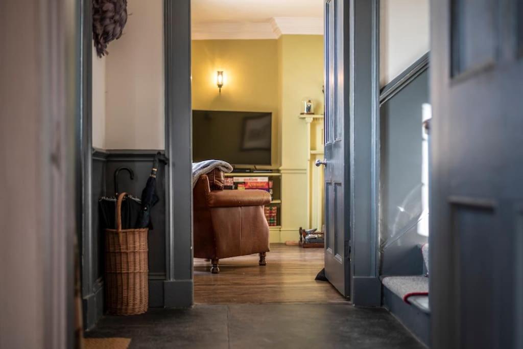 Georgian -panoramic Views -sleeps 12 Ruthin