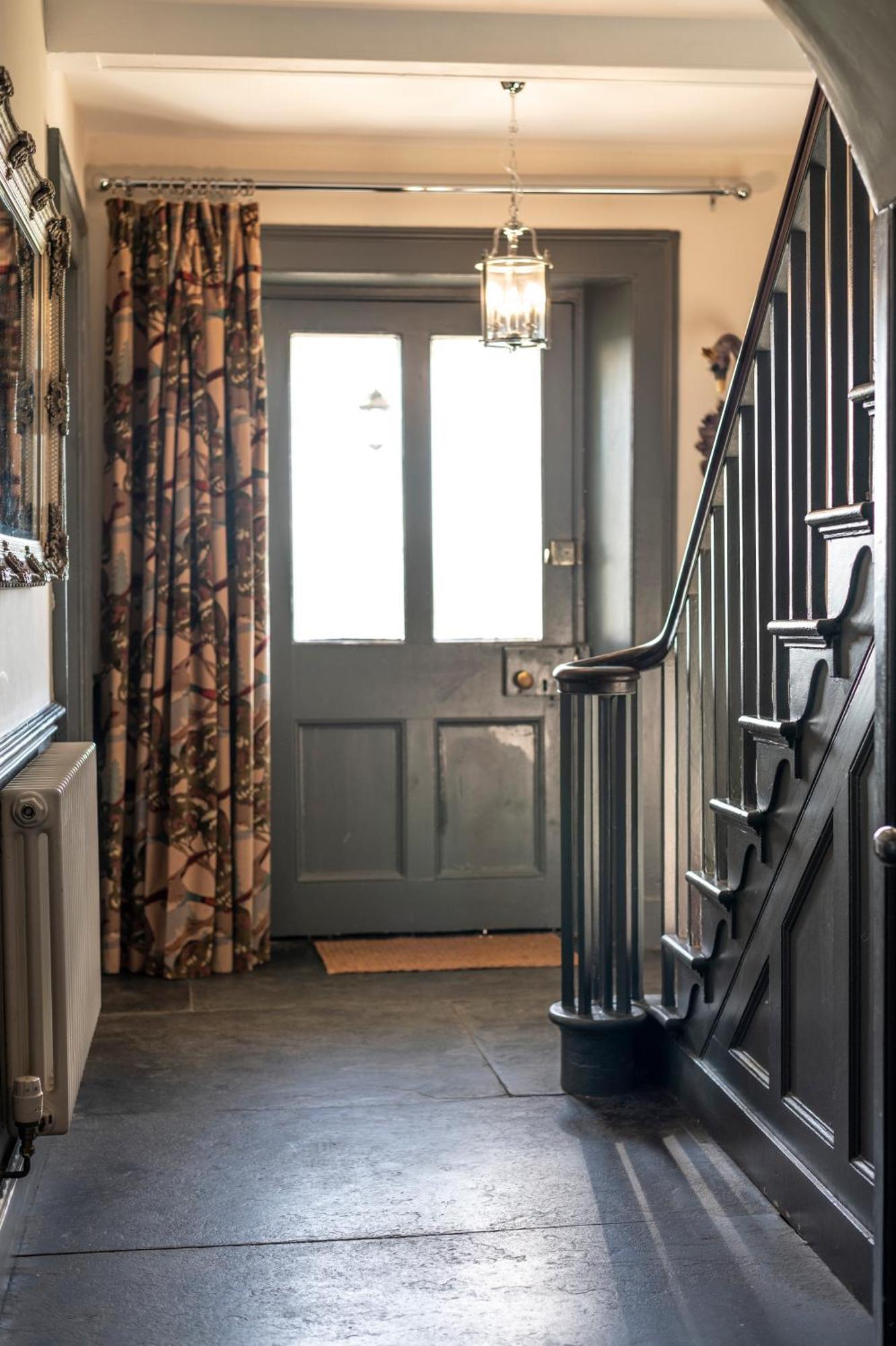 Georgian -panoramic Views -sleeps 12